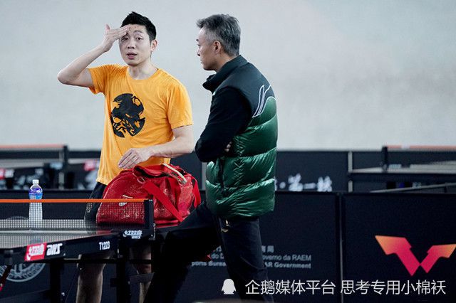 　　　　这部影片是经由过程一个片子人的切身履历来说述片子人的个中辛酸。